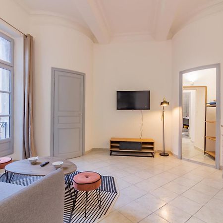 Spacieux Appartement En Plein Coeur De Béziers Esterno foto