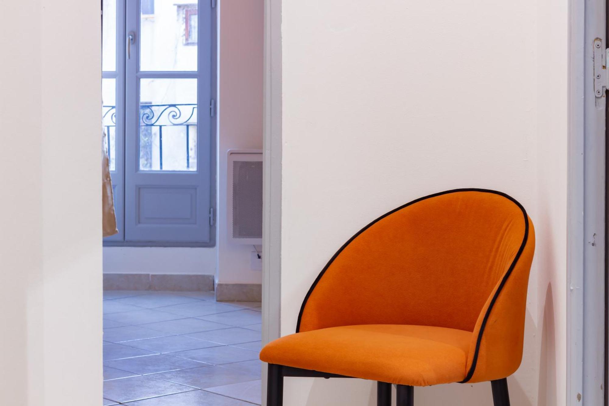 Spacieux Appartement En Plein Coeur De Béziers Esterno foto